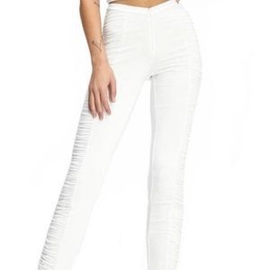 I am Gia (Estella pants)
